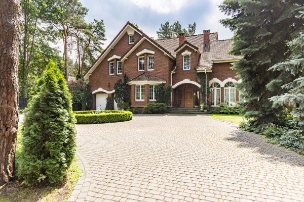 Driveway Pavers Repair in Pasadena