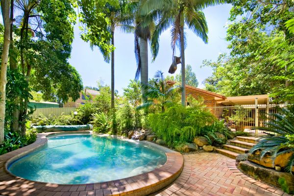 Cost of Pool Patio Paving in Pasadena